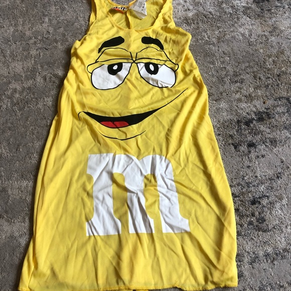 Costume - Picture 4 of 5